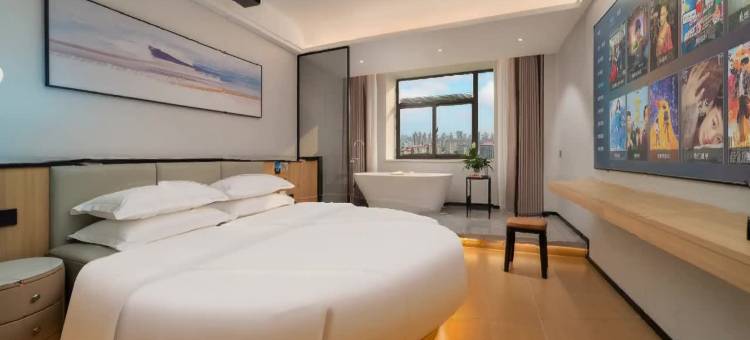 铂曼·云舍酒店(贵阳花溪大学城海纳广场精彩城店)图片