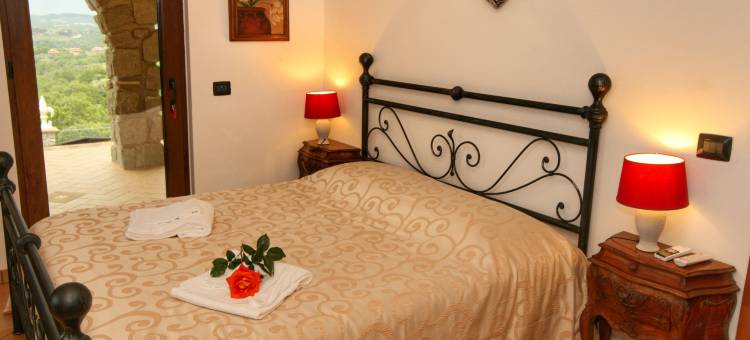 Villa near Lake Bolsena with Pool图片