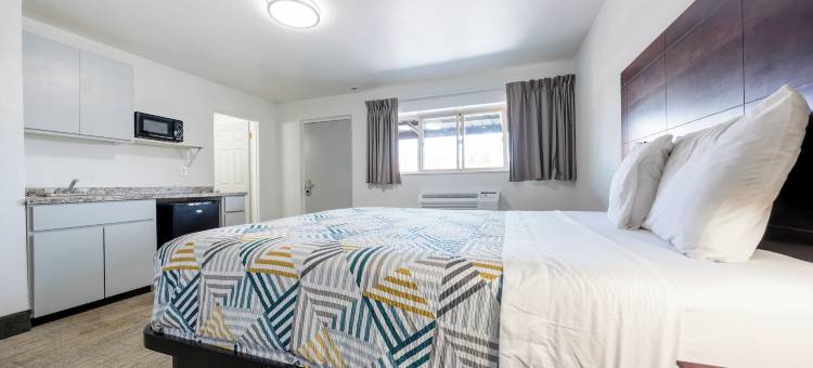 波特兰OYO班菲尔德开间(Banfield Studios By OYO Portland OR)图片