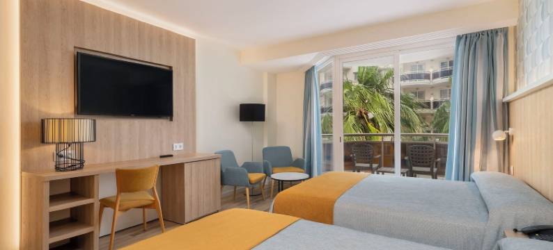 本尼斯科拉广场套房酒店(Peñiscola Plaza Suites)图片