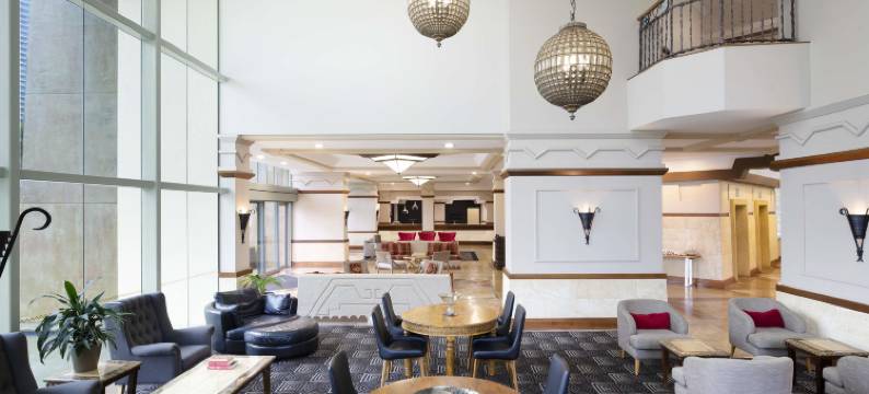 太阳城冲浪者天堂曼特拉酒店(Mantra Sun City)图片