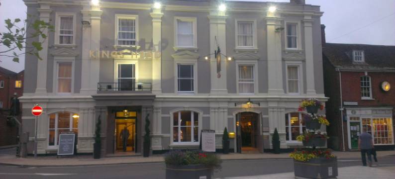 国王之首饭店 - 格林国王旅馆(King's Head Hotel by Greene King Inns)图片