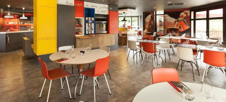 宜必思埃夫里库尔库罗纳酒店(Ibis Évry-Courcouronnes)图片