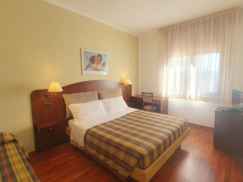 农家乐格利乌利维