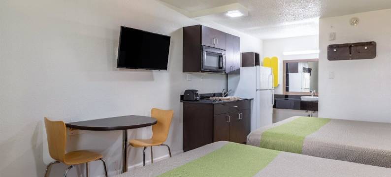 得克萨斯坦普尔 6 号开放式公寓酒店(Studio 6 Temple, TX)图片