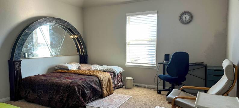 阿尔法集团(Alpha Group)图片