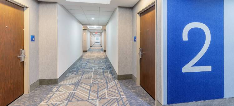 智选假日套房酒店梅德福的中央点(Holiday Inn Express & Suites MEDFORD-CENTRAL POINT by IHG)图片