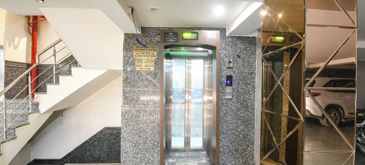 FabHotel D Crown - 靠近阿肖克维哈(FabHotel D Crown - Nr Ashok Vihar)图片