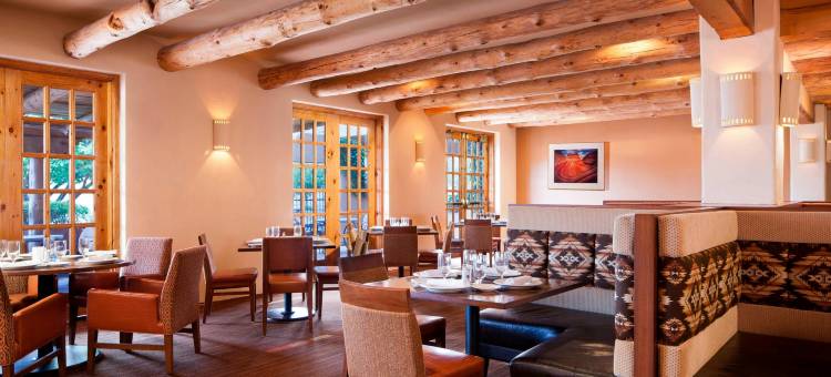 鲍威尔湖佩奇万怡酒店(Courtyard Page at Lake Powell)图片