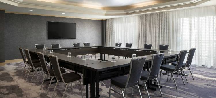 会展中心维塞利亚万豪酒店(Visalia Marriott at the Convention Center)图片