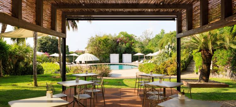 唐娜卡尔梅拉酒店(Donna Carmela Resort and Lodges)图片