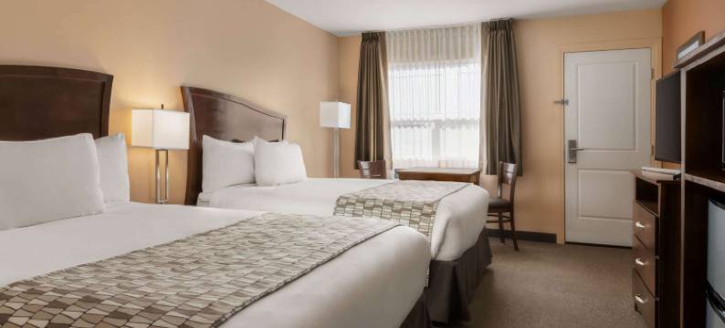 平彻溪Travelodge by Wyndham酒店(Travelodge by Wyndham Pincher Creek)图片