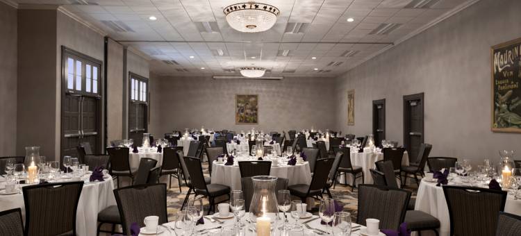 纳帕谷安泊套房酒店(Embassy Suites by Hilton Napa Valley)图片