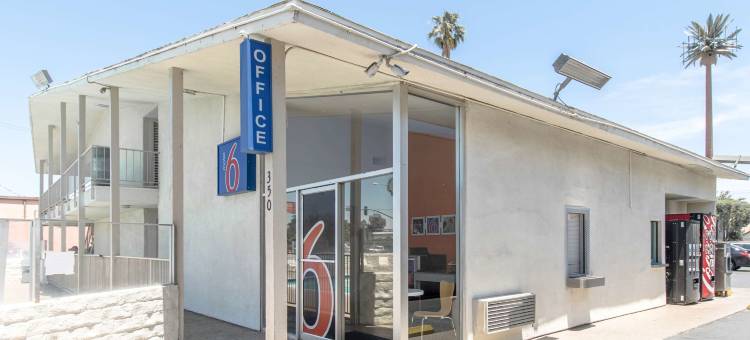 贝克斯菲尔德6号汽车旅馆(Motel 6 Bakersfield, CA - Central)图片