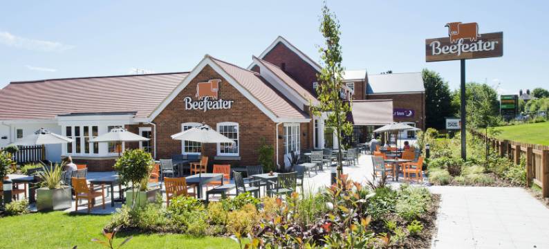 普瑞米尔法恩罕酒店(Farnham)图片