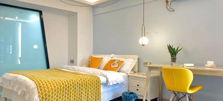 明威吧民宿(梦龙路分店)图片