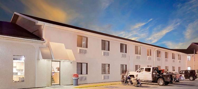 奥尼尔温德姆速8酒店(Super 8 by Wyndham O'Neill NE)图片