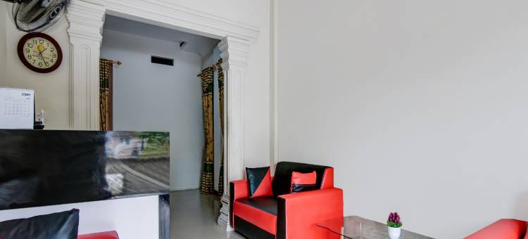 OYO 90942 科斯特伊斯兰帕南酒店(Panam House Syariah RedPartner)图片