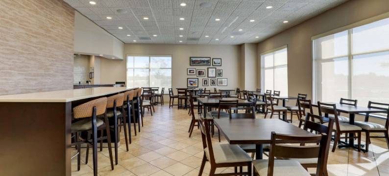 堪萨斯-独立城德鲁里套房酒店(Drury Inn & Suites Independence Kansas City)图片