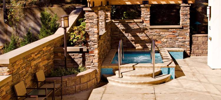 希尔顿欢朋酒店-惠灵(Hampton Inn Wheeling)图片