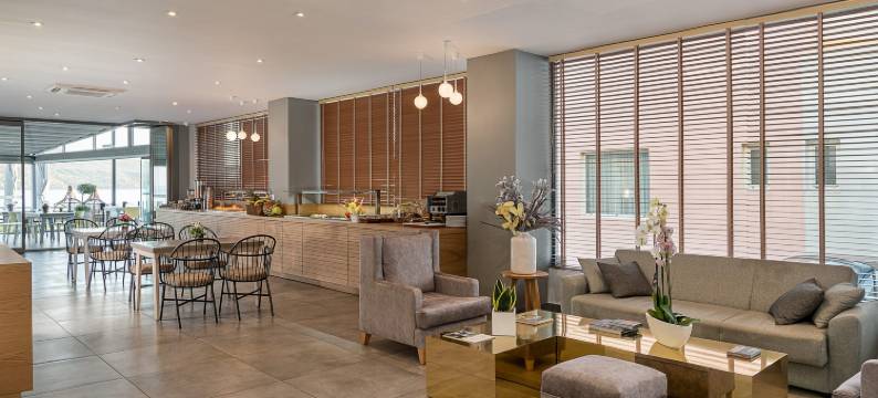 埃利亚阿吉亚玛琳娜酒店(Elia Agia Marina Hotel)图片