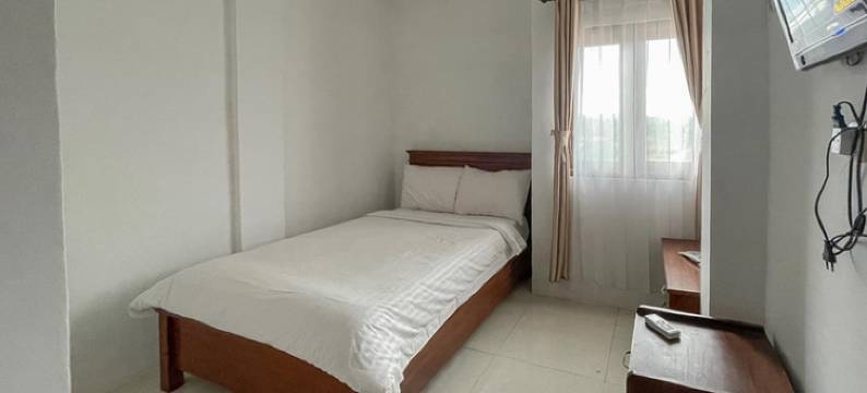 红多兹酒店@库塔龙目岛曼达利卡公路(RedDoorz @ Jalan Raya Kuta Lombok Mandalika)图片