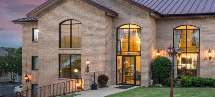 布兰森-安迪威廉姆斯剧院速8酒店(Super 8 by Wyndham Branson/Andy Williams Theatre)图片