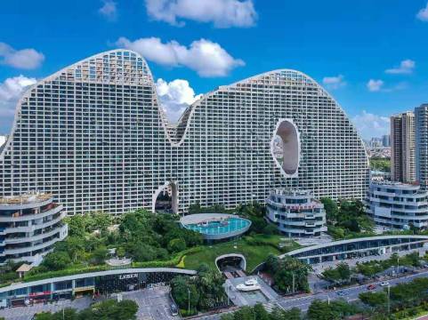 潮海影音·艺术设计海景公寓(北海北部湾一号店)