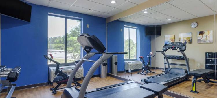 哥伦布州立大学舒适套房酒店(Comfort Suites Columbus State University Area)图片