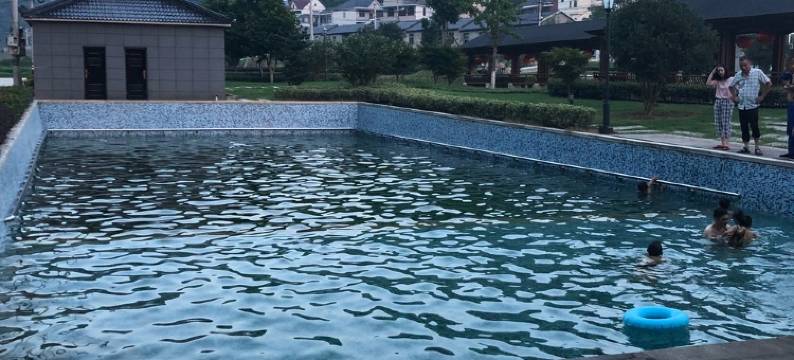 叶茜度假别墅(芳芳线1号分店)图片