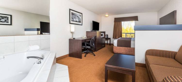 弗米利恩速8酒店(Super 8 by Wyndham Vermilion AB)图片