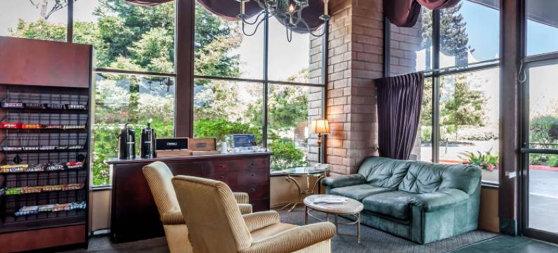 森尼维耳戴斯套房酒店(Days Inn & Suites by Wyndham Sunnyvale)图片