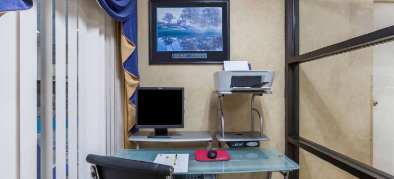 杰克逊维尔温德姆速8酒店(Super 8 by Wyndham Jacksonville AR)图片