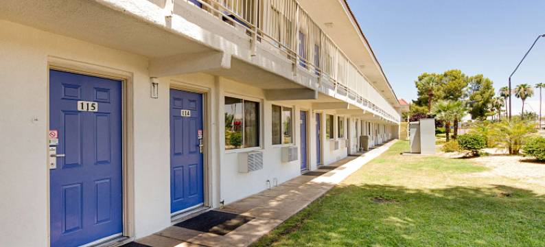 亚利桑那坦佩 - 斯科茨代尔南 6 号汽车旅馆(Motel 6 Tempe, AZ - Scottsdale South)图片