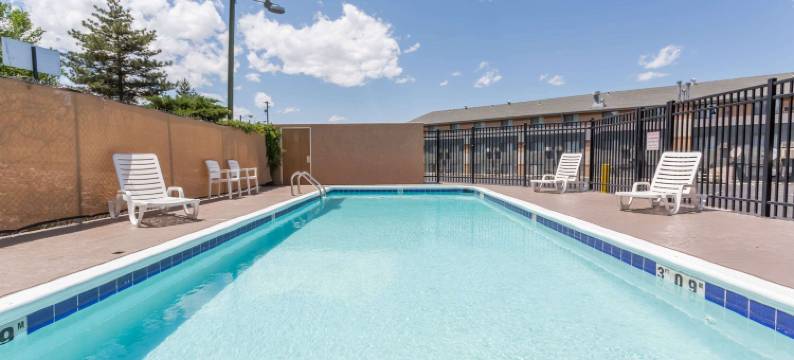 科罗拉多州大章克申速8酒店(Super 8 by Wyndham Grand Junction Colorado)图片