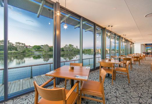 Best Western Plus North Lakes HotelHotel Overview