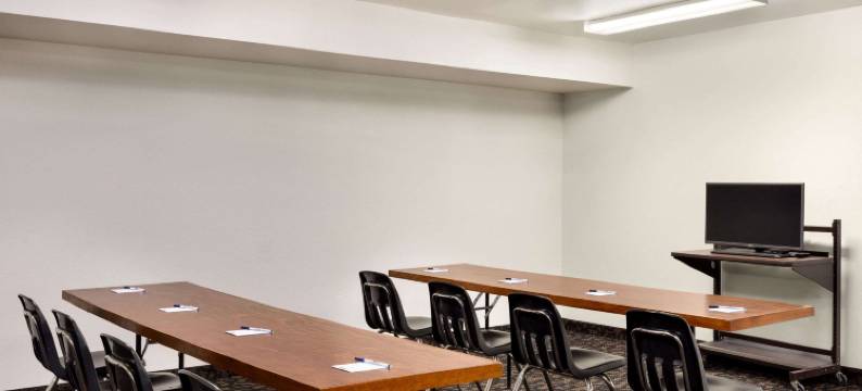 沙伦斯普林斯Travelodge by Wyndham酒店(Travelodge by Wyndham Sharon Springs)图片