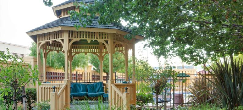 弗里蒙特硅谷拉昆塔温德姆套房酒店(La Quinta Inn & Suites by Wyndham Fremont / Silicon Valley)图片