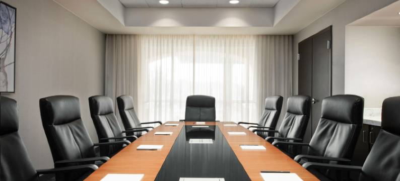 堪萨斯城布赖尔克利夫万怡酒店(Courtyard Kansas City at Briarcliff)图片