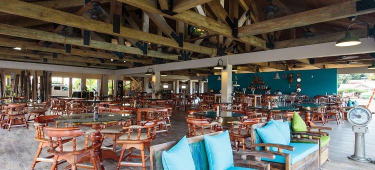 帕劳湾度假村(Cove Resort Palau)图片