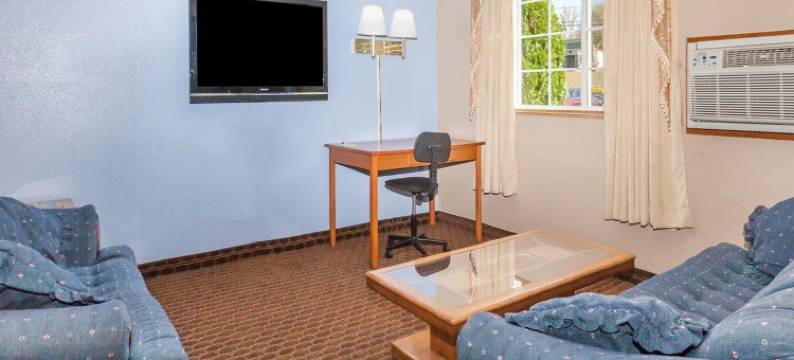 约翰斯敦-格洛维斯速8酒店(Super 8 by Wyndham Johnstown/Gloversville)图片