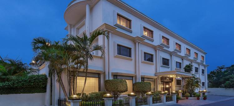 拉普诶斯珀尔提克萨罗瓦尔酒店(La Place Sarovar Portico Lucknow)图片