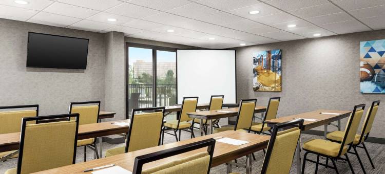 希尔顿欢朋酒店-堪萨斯城机场(Hampton Inn Kansas City-Airport)图片