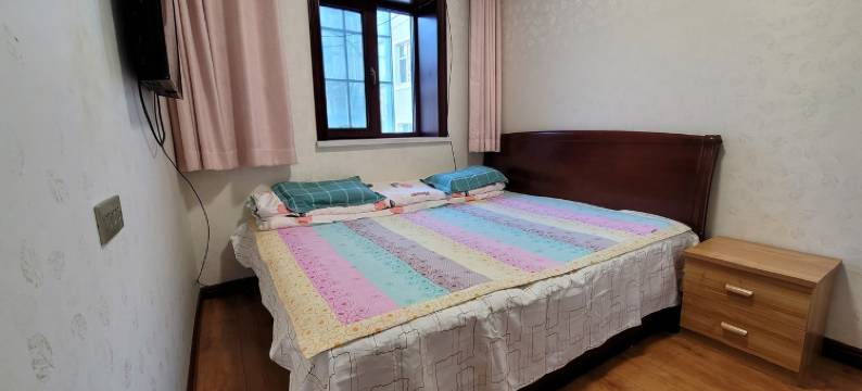 爆爆度假别墅(南岸胡同分店)图片