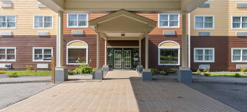 萨科旧果园海滩地区华美达酒店(Ramada by Wyndham Saco/Old Orchard Beach Area)图片