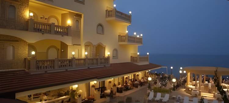 西伦尼亚游艇酒店(Hellenia Yachting Hotel & Spa)图片