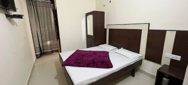 Goroomgo祝福旅馆贾兰达尔(Goroomgo Blessing Inn Jalandhar)图片