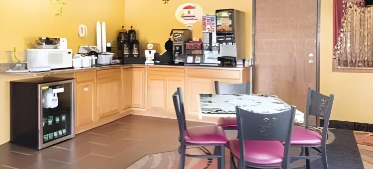 速8酒店-温德姆集团巴黎伊利诺伊(Super 8 by Wyndham Paris IL)图片