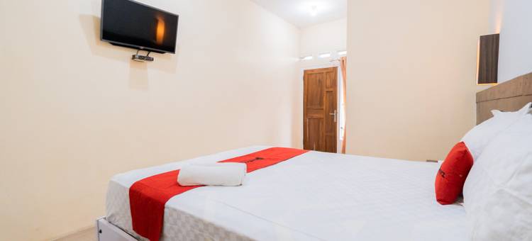 RedDoorz at Omahku Guest House Batu图片