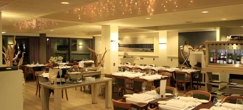 韦斯特杜恩斯特兰德酒店(Strandhotel Westduin)图片